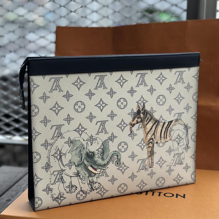 louis vuitton monogram pochette animal print zoo white not lv damier