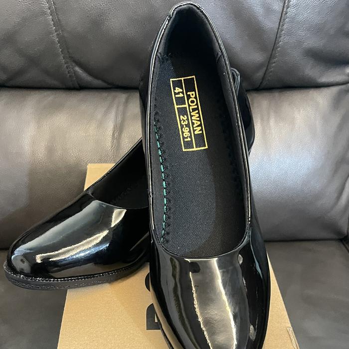 SEPATU PDH POLWAN