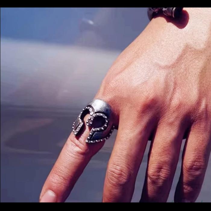 Cincin Logam Spartan