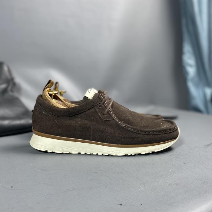 Clarks not wallabee desert boots