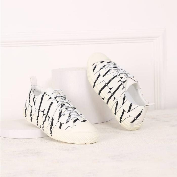 VLTN Times Giggies Low Top Fabric Sneaker Men