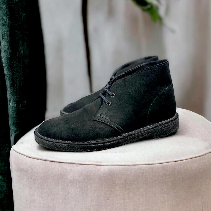 clarks dessert boots not clarks wallabee clarks wallabees