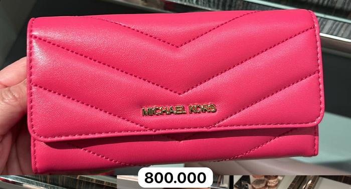 Michael Kors trifold wallet electric pink Item ID: 35r4gtvf9v
