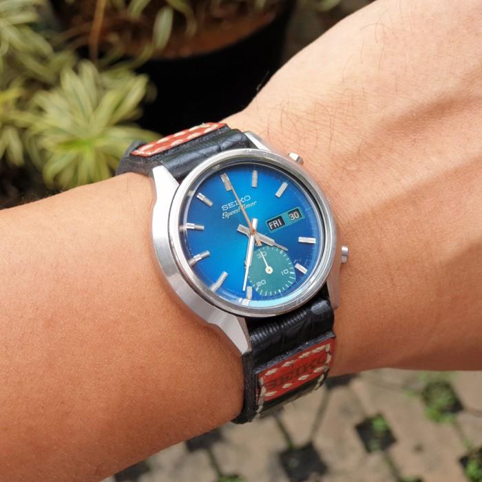 Vintage Seiko Speedtimer 6139-8050 Deep Blue Sea Dial auto Chronograph
