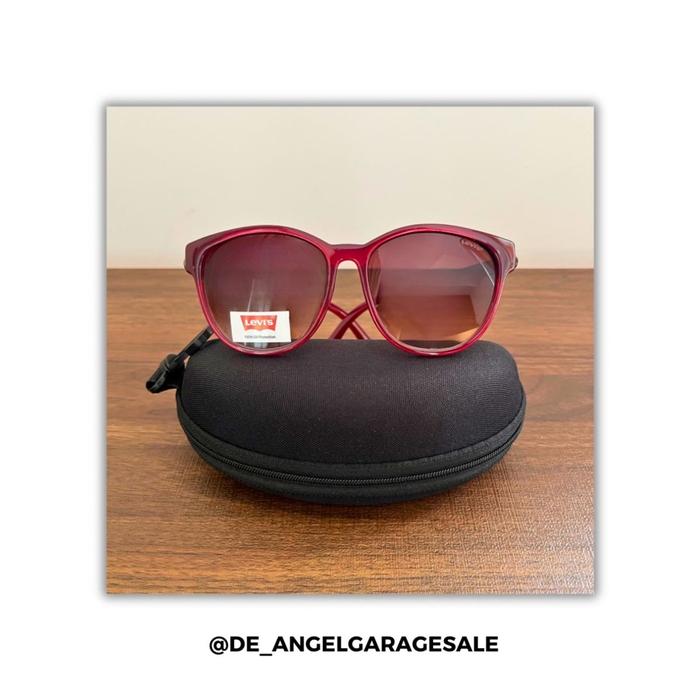 kacamata hitam wanita Levi's Modified Cat Eye Sunglasses