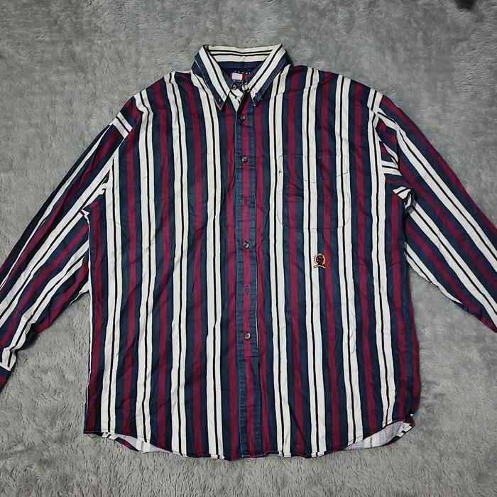 kemeja tommy hilfiger motif merah putih biru
