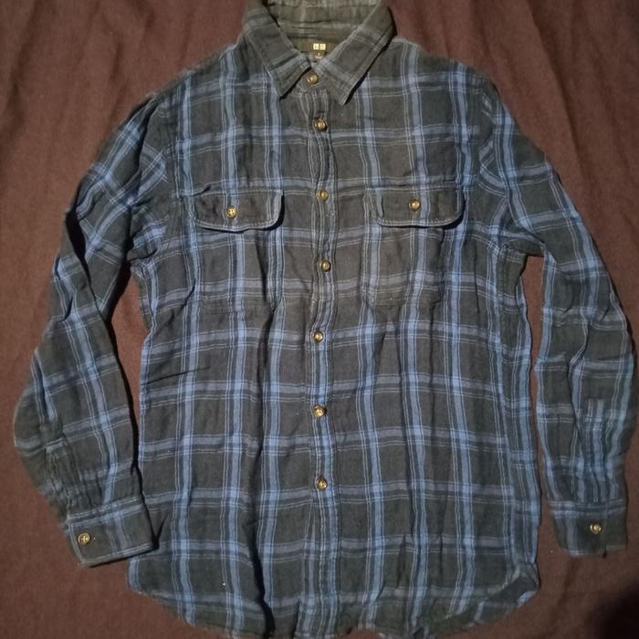 kemeja woven uniqlo