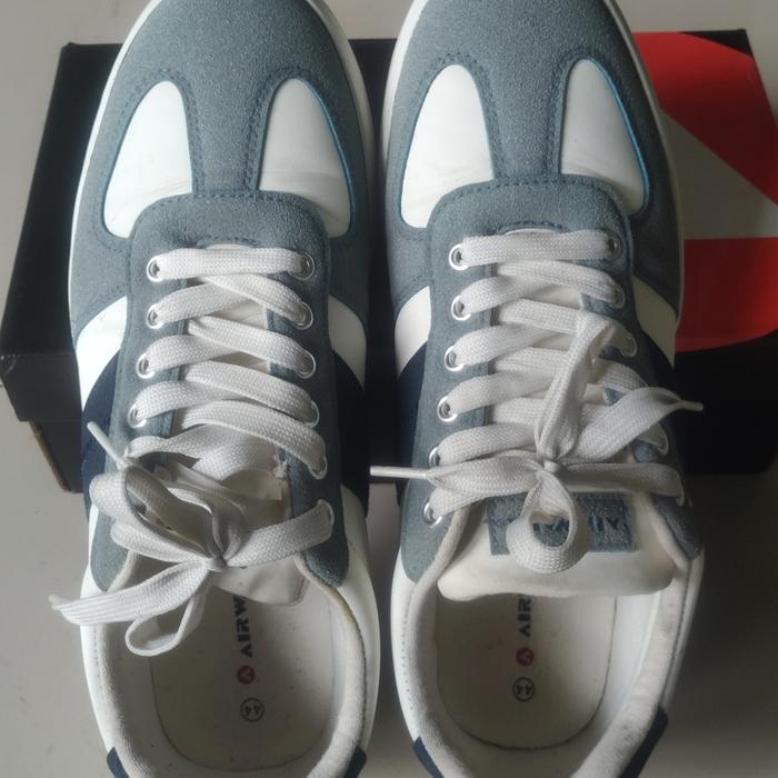 sepatu second airwalk original