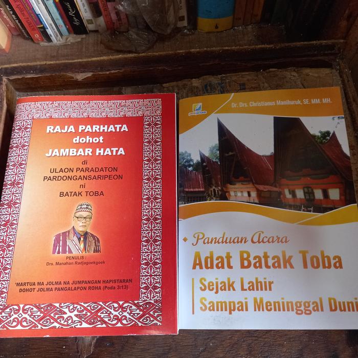 1 set Buku ADAT BATAK TOBA