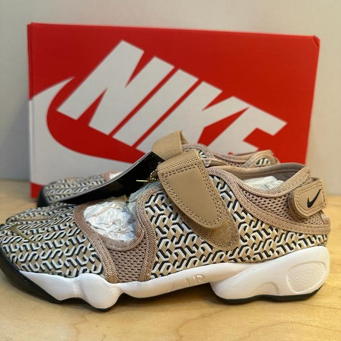 New In Box Sepatu Nike Rift Hemp - Authentic