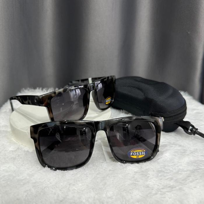 Fossil Sunnies 3
