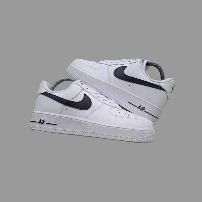 Air Force 1 White And Black second Size 38,5