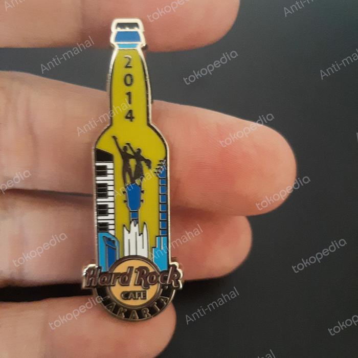 Hard Rock Cafe pin Jakarta, 2014, patung selamat datang bundaran HI,