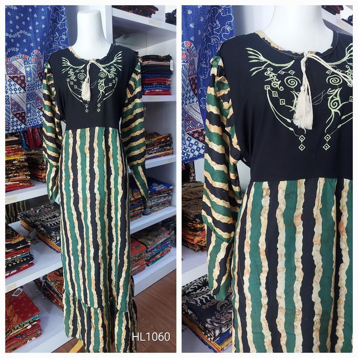 Gamis Batik Motif Garis Bordir Depan HL