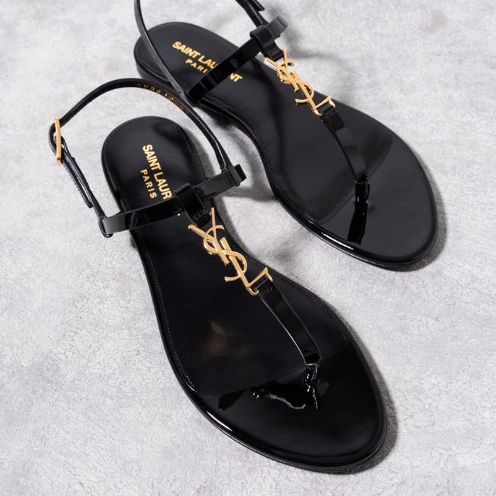 SAINT LAURENT Cassandra flat sandal with T strap patent leather