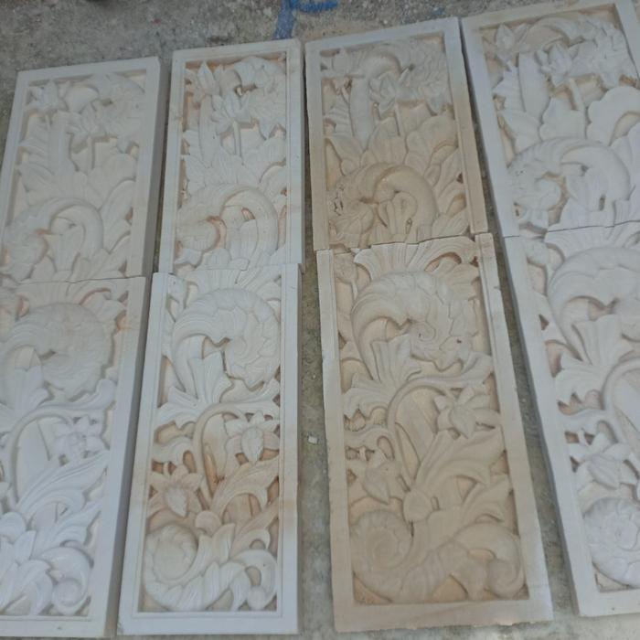 batu alam relief bunga