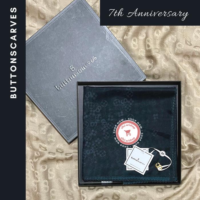 Buttonscarves 7th Anniversary