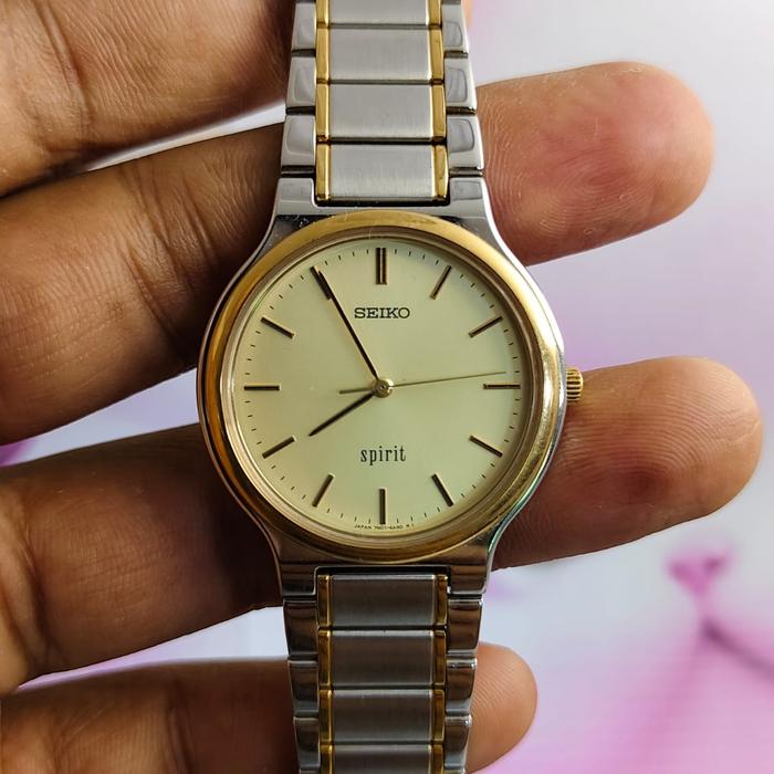 JAM TANGAN ANALOG VINTAGE SEIKO SPIRIT 7N01-6A70 ANTI MAGNETIC 60G