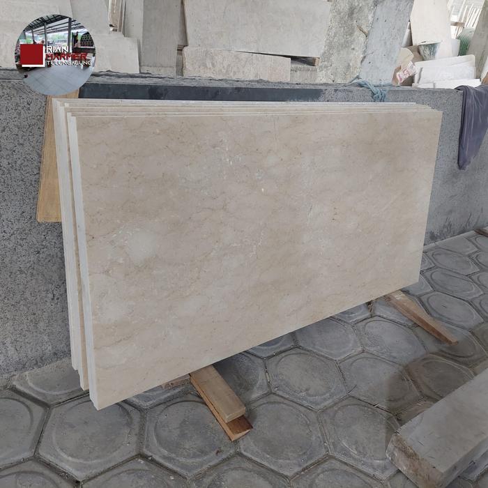 Lembaran batu marmer putih kilap glossy