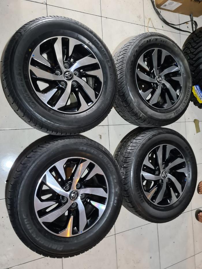 Velg Mobil Bekas STD RUSH R16X6,5 5X114,3 ET50 BAN 235 60  R16