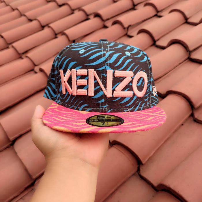 Topi snapback New Era x Kenzo Paris