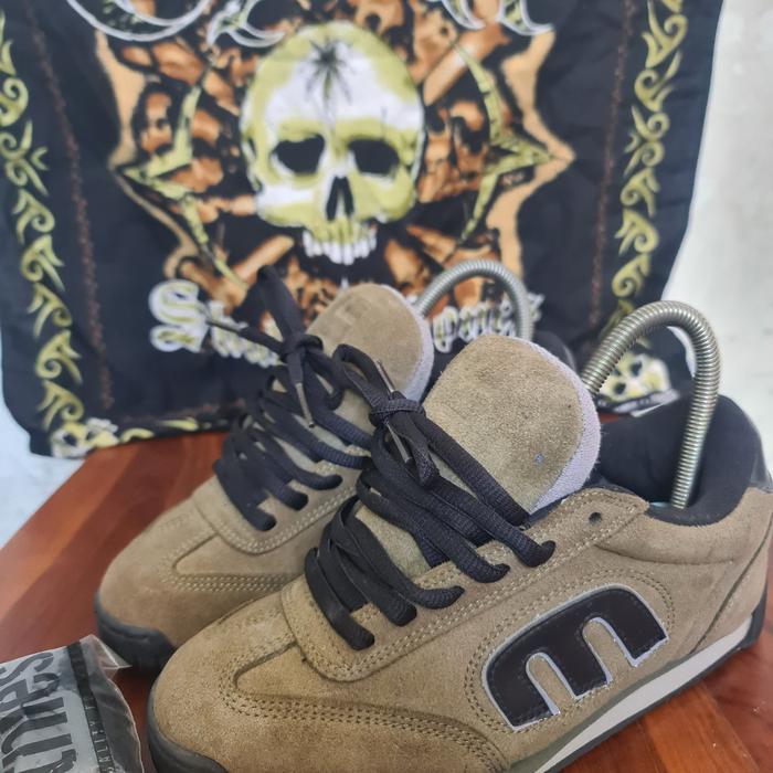 sepatu etnies low cut
