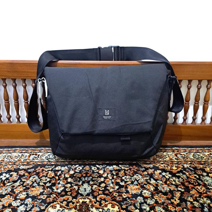tas selempang milesto bahan cordura fabric