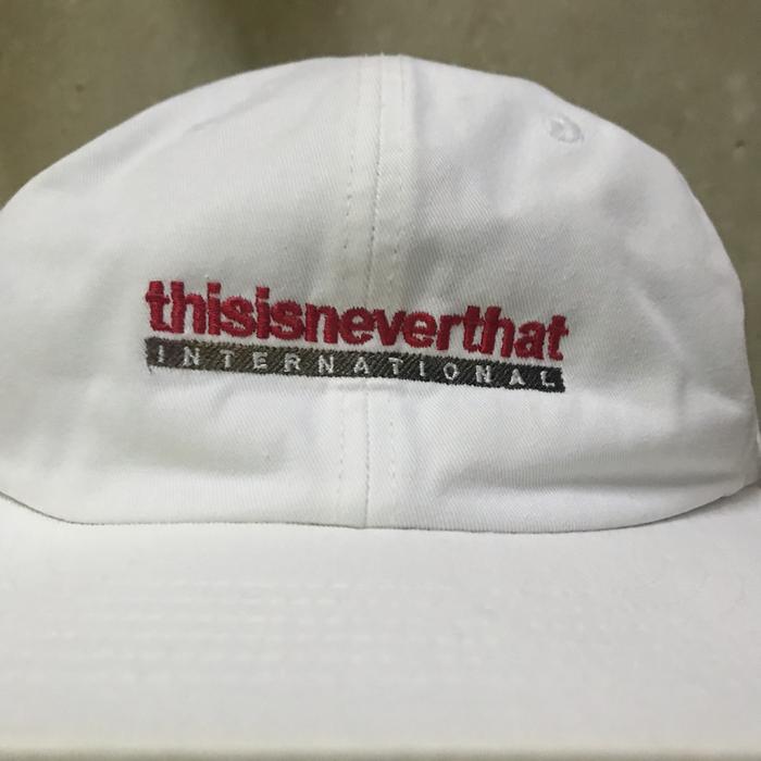 Topi six panel Thisisneverthat