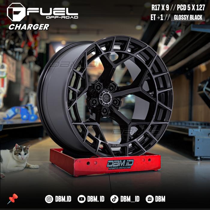 Velg Fuel Offroad Charger R17 17x9 5x127 et +1 Glossy Black