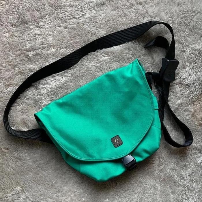Sling Bag Crumpler The Quarfie