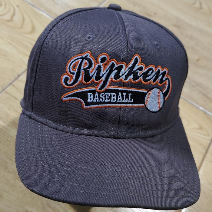 topi baseball UNDER ARMOUR original free size