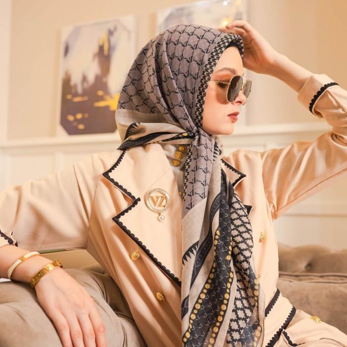 VZ Quimby Scarf Original Vivi Zubedi New York Season Collection