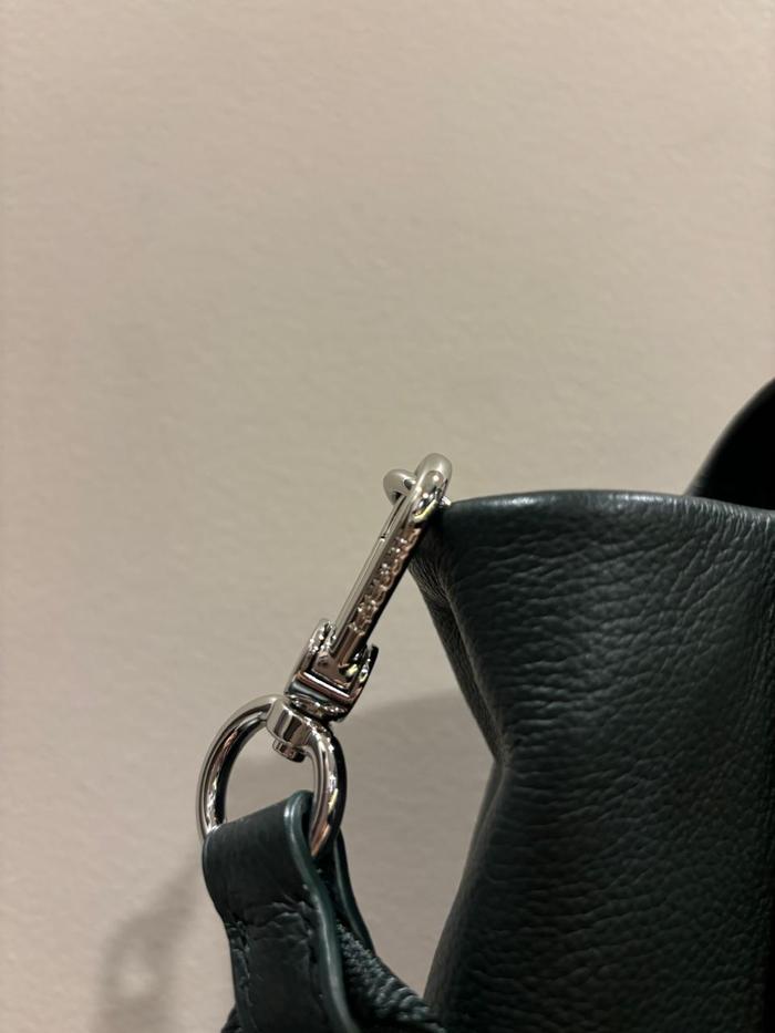 Tas Lacoste City Court Bucket Bag with Removable Strap Original 100% Preloved
