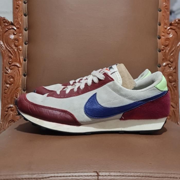 TURUN HARGA Sepatu Nike Daybreak Pomegranate