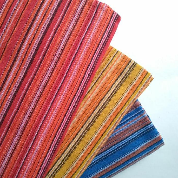 Kain Lurik Warna Cerah / Lurik Merah Kuning Biru Cerah