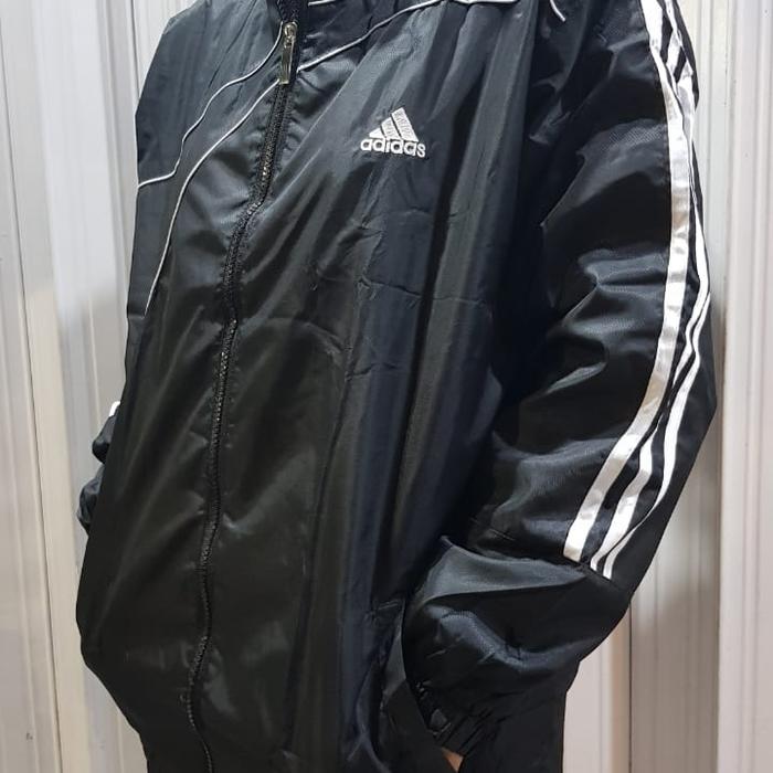 Jaket parasut / rain coat