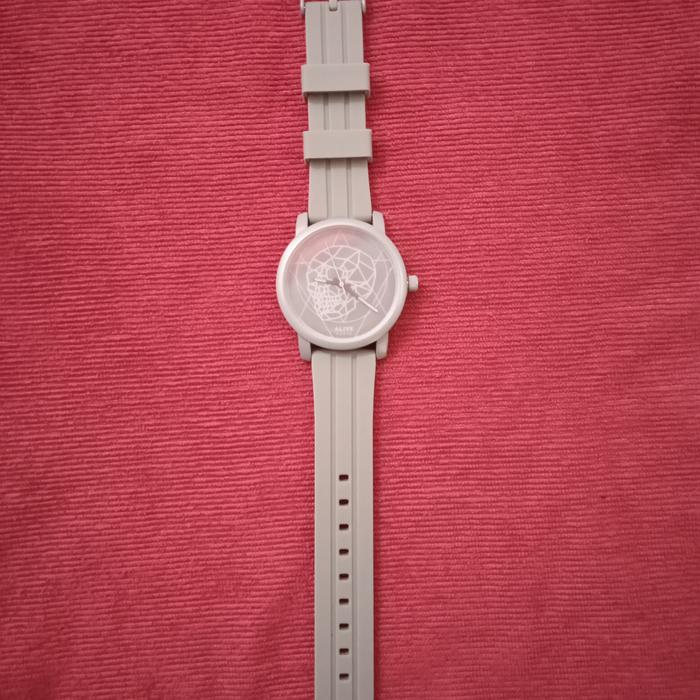 Jam tangan pria by ALIVE sophie paris
