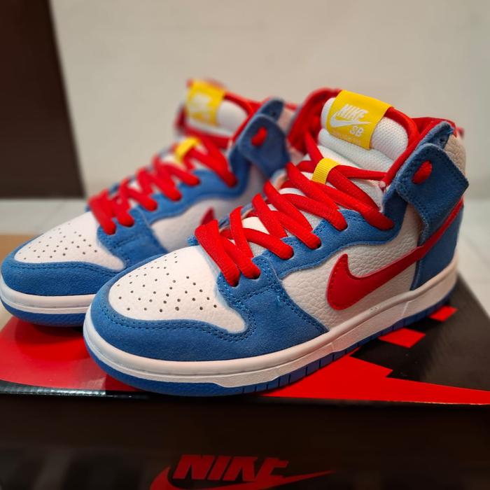 N1ke sb dunk high doraemon