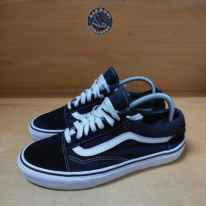 Sepatu Second Original Vans Old Skool Size 40