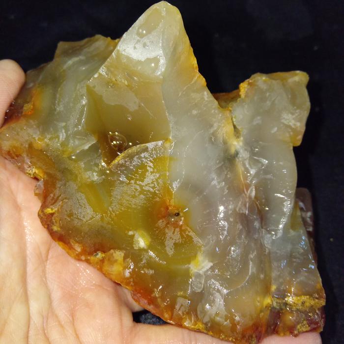 Natural Batu Anggur Semu Hijau Kristal Motif Sodo Lanang & Combong