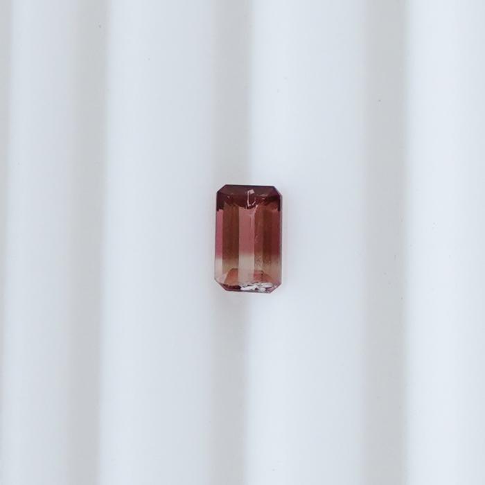 0.90ct Bicolor Tourmaline - Natural Gemstone - Loose Gemstones