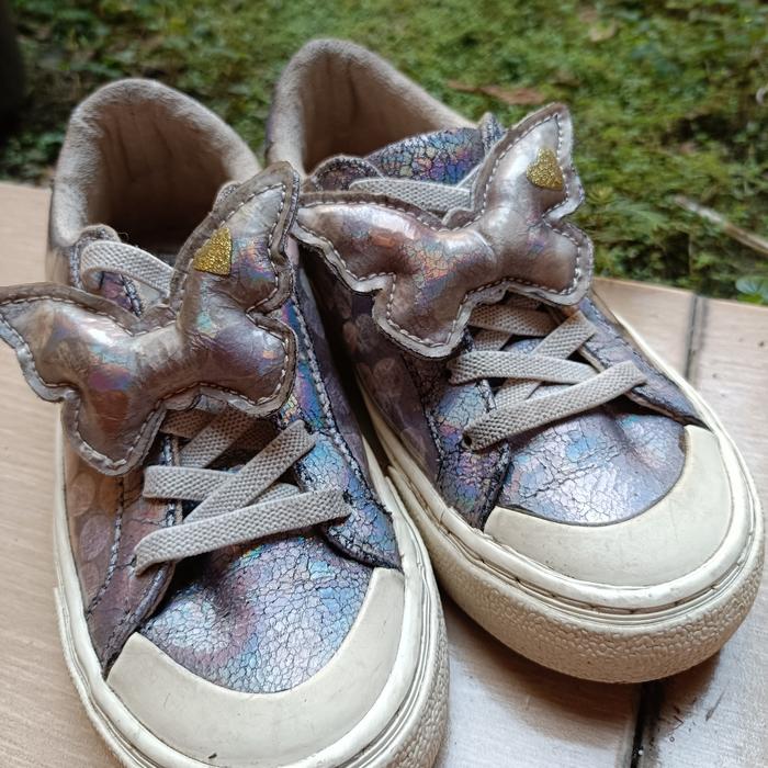 Preloved sepatu anak size 30 brand zara