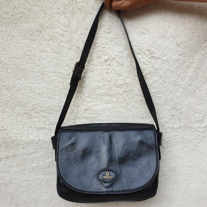 Tas Bonia Shoulder Bag Wanita Kulit Asli Hitam