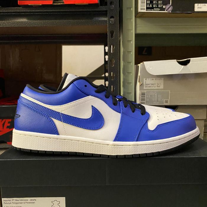 AJ 1 Low Game Royal (ETALASE 1834)