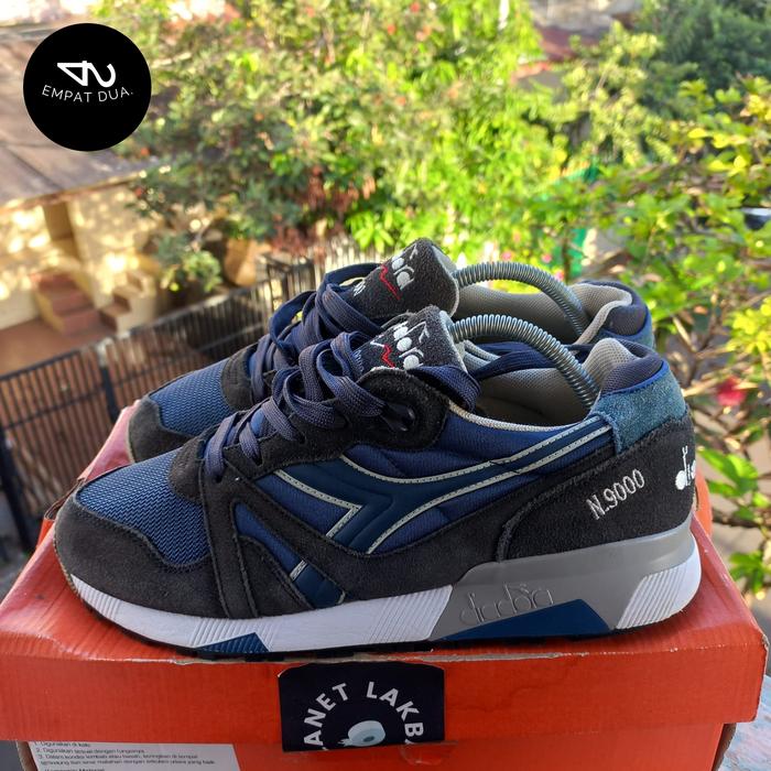 Sepatu diadora n 9000 size 42.5