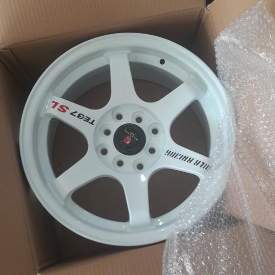 VELG MOBIL PUTIH RING 15 TE 37 SL UNTUK SIRION SWIFT CALYA VIOS MOBILIO