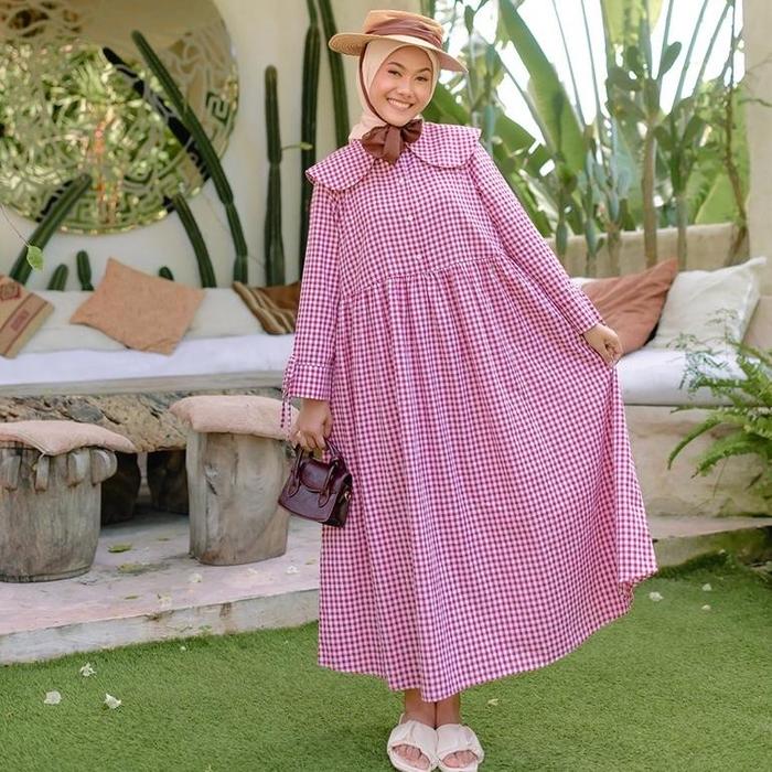 [READY STOCK] FANETTE RED CHERRY GINGHAM RED TUNIC DRESS HIJABCHIC