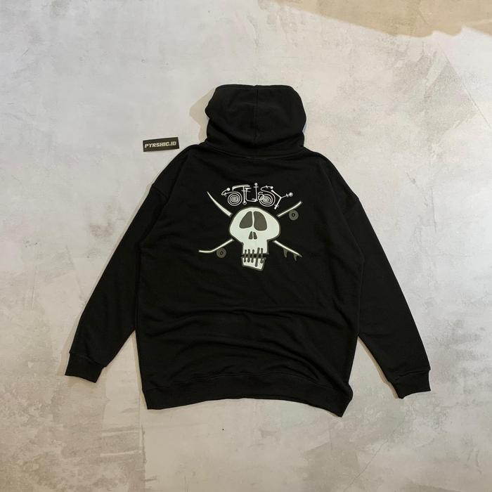 HOODIE STSSY "SKULLS AND BONES" (1:1 MARKET)