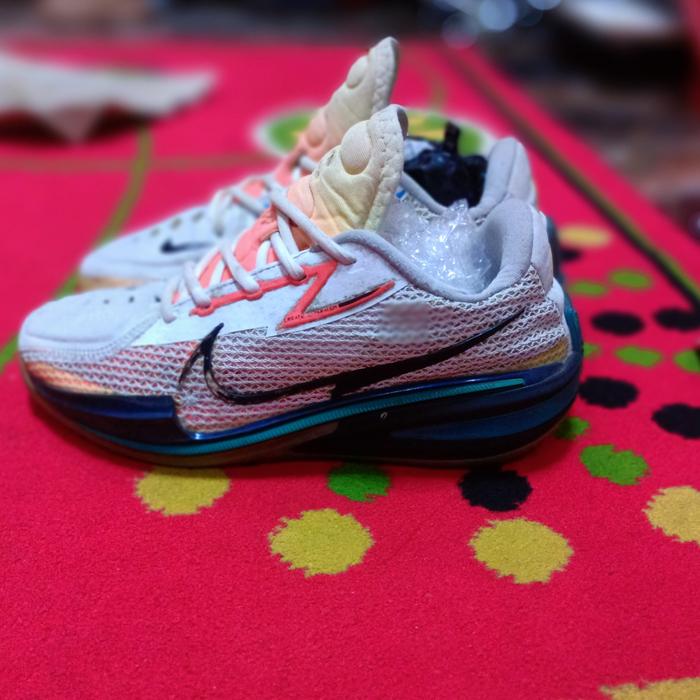 nike GT cut size 40 second upc tembus