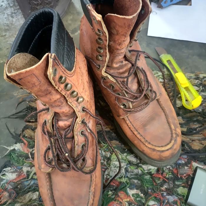 sepatu boots moctoe red wing 404 supersole vintage original size 43 ( preloved ) - man leather shoes